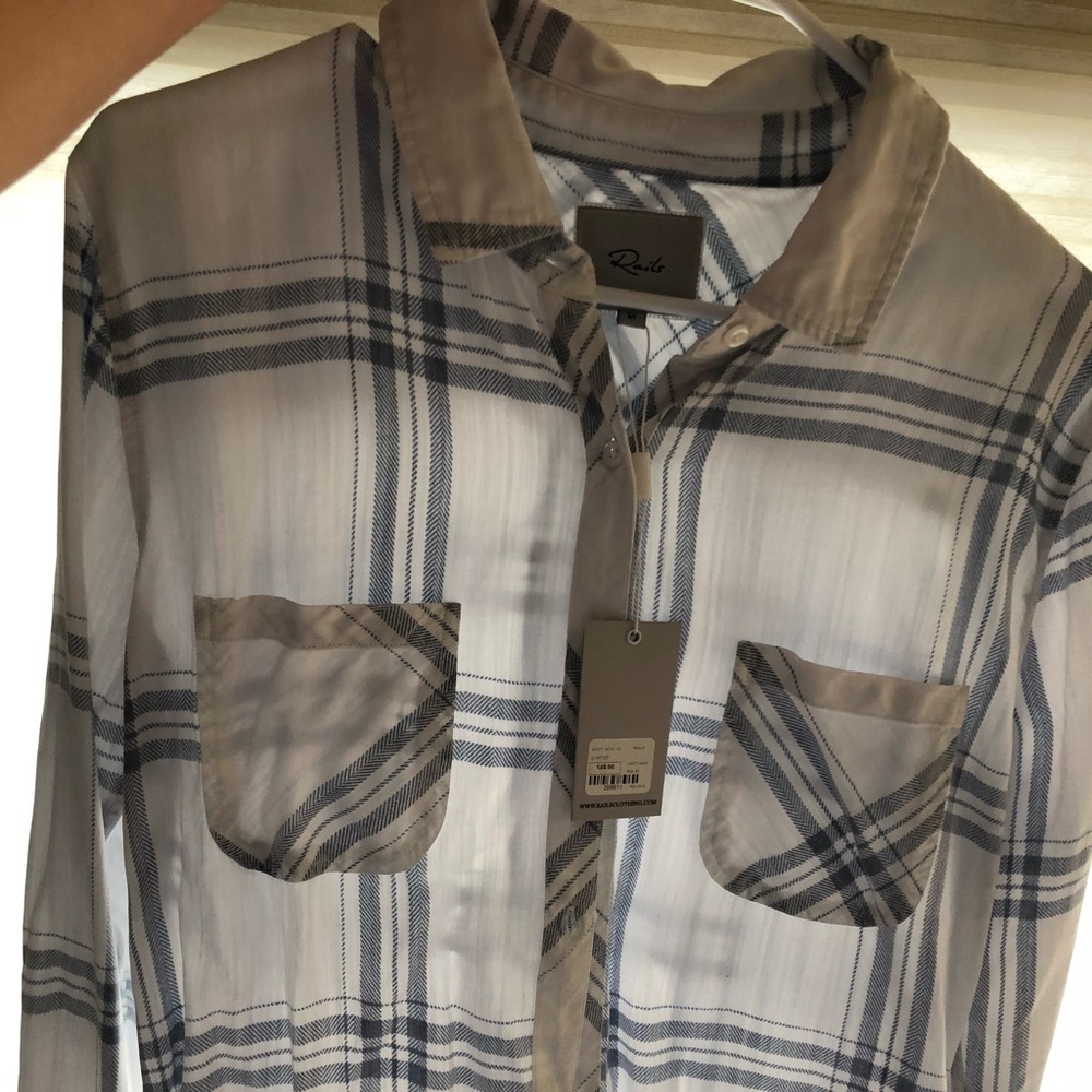 Designer long sleeve flannel!!